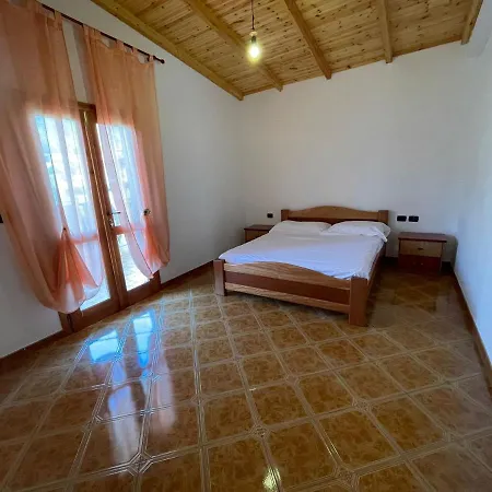 Summer Villa *